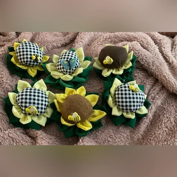 Handmade Sewing Pin Cushion – Fabric Flower w/ Accent – Choice of Design - Picture 3 of 8